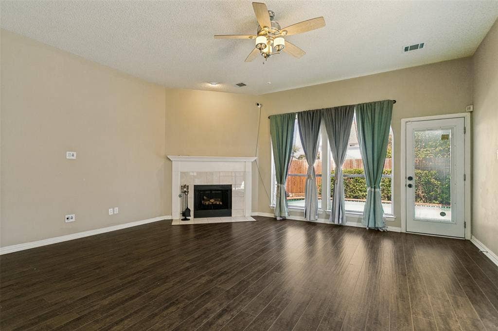 2321 San Gabriel Drive, Plano, TX 75074 2321 San Gabriel Drive, Plano, TX 75074