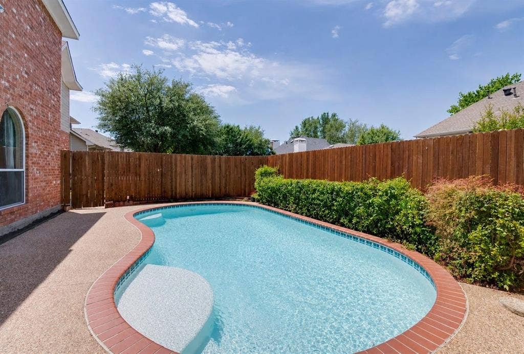 2321 San Gabriel Drive, Plano, TX 75074 2321 San Gabriel Drive, Plano, TX 75074