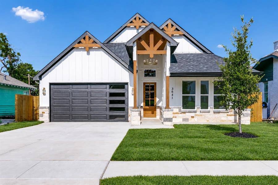 Property photo for 3641 Travis Avenue, Fort Worth, TX
