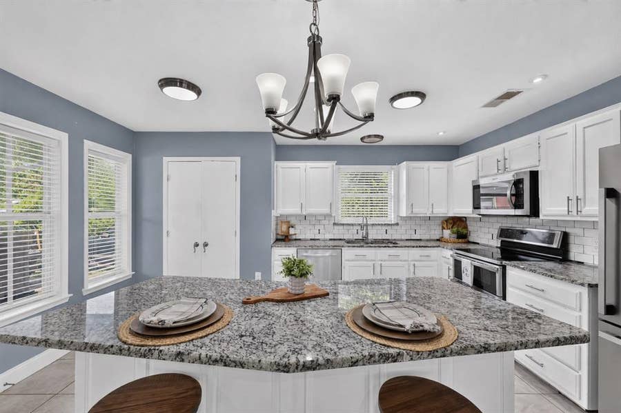 Property photo for 1422 Elmwood Avenue, Fort Worth, TX