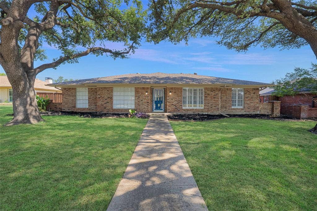 2325 Merrimac Drive, Plano, TX 75075 2325 Merrimac Drive, Plano, TX 75075