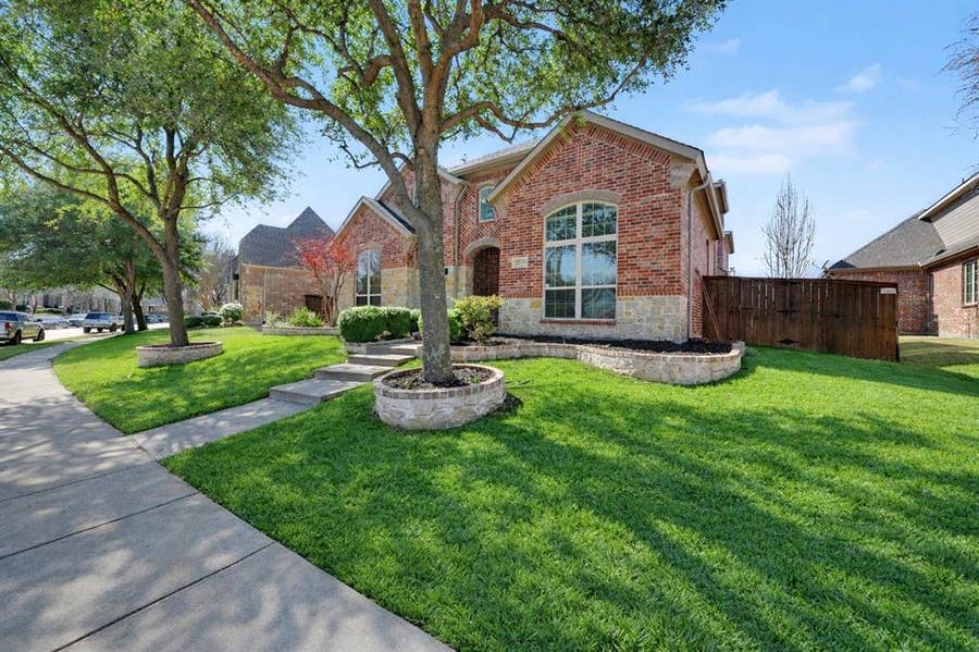 Property photo for 2243 E Big Valley Road, Allen, TX