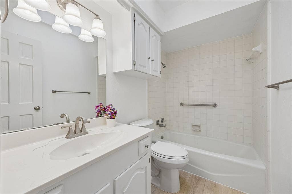 10014 Hickory Crossing, Dallas, TX 75243 10014 Hickory Crossing, Dallas, TX 75243