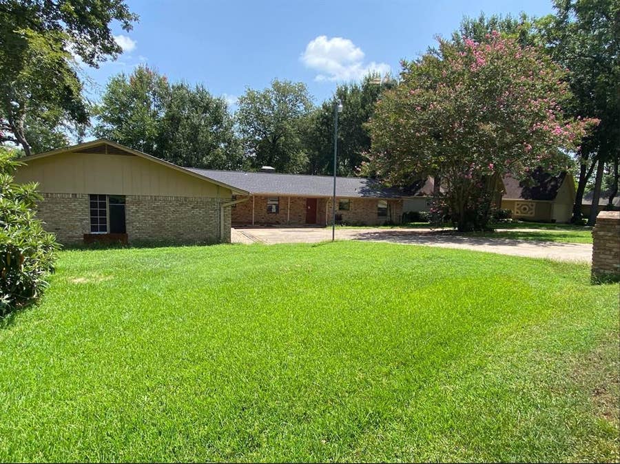 Property photo for 186 1st Oak Drive, Enchanted Oaks, TX