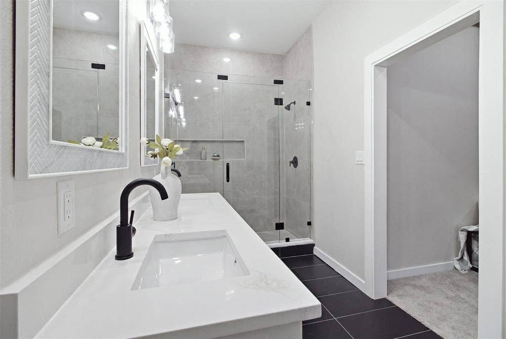 108 Parkside Drive, Trinidad, TX 75163 108 Parkside Drive, Trinidad, TX 75163