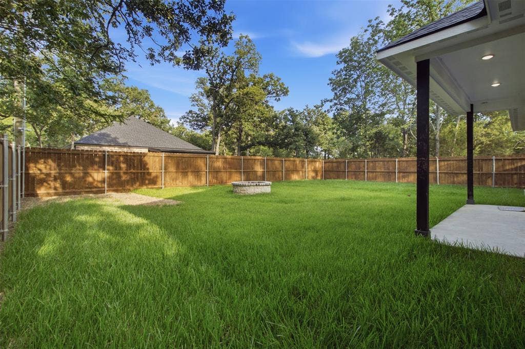 108 Parkside Drive, Trinidad, TX 75163 108 Parkside Drive, Trinidad, TX 75163