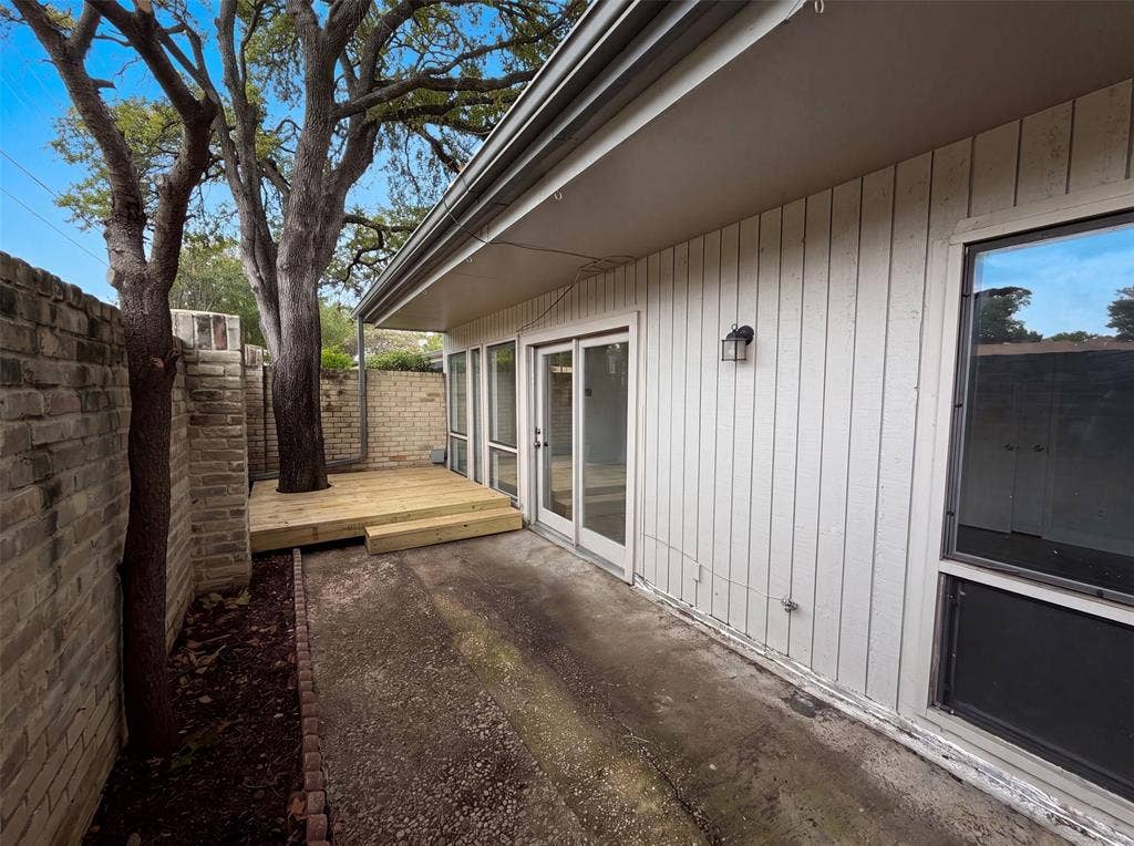 6302 Elder Grove Drive, Dallas, TX 75232