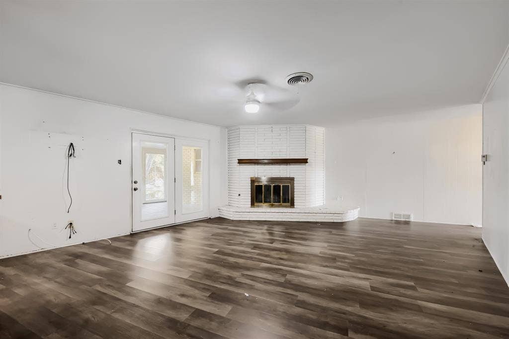 3912 Plantation Drive, Benbrook, TX 76116 3912 Plantation Drive, Benbrook, TX 76116