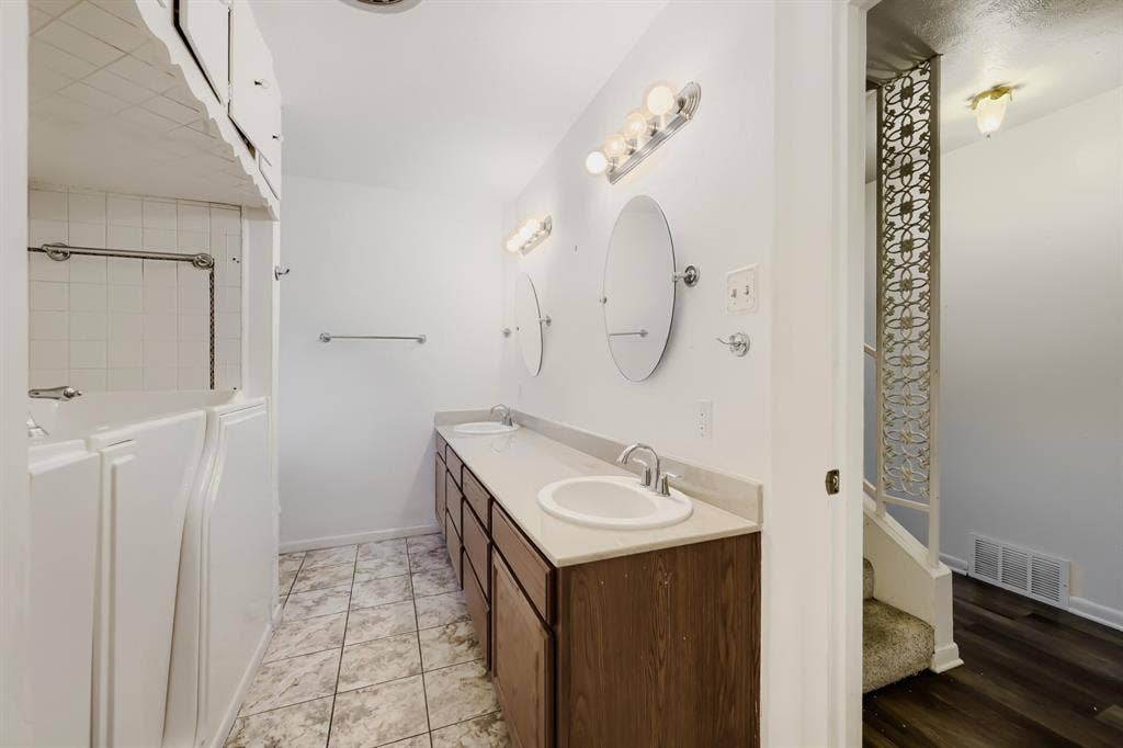 3912 Plantation Drive, Benbrook, TX 76116 3912 Plantation Drive, Benbrook, TX 76116