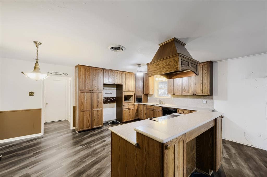 3912 Plantation Drive, Benbrook, TX 76116 3912 Plantation Drive, Benbrook, TX 76116