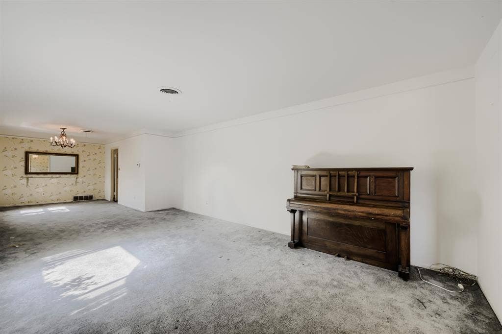 3912 Plantation Drive, Benbrook, TX 76116 3912 Plantation Drive, Benbrook, TX 76116