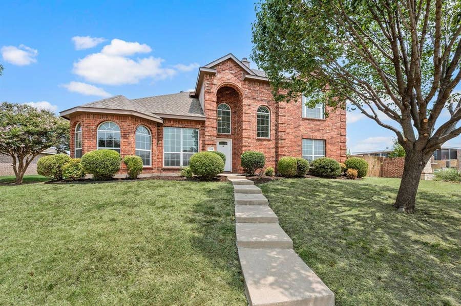 Property photo for 1215 Majestic Way, Wylie, TX