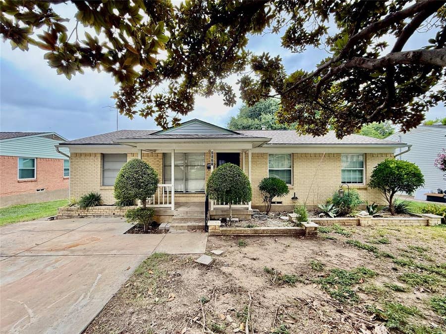 Property photo for 2577 Brandywine Drive, Farmers Branch, TX