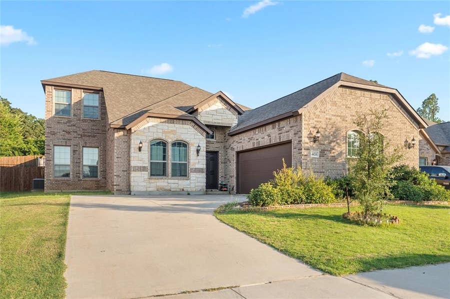 Property photo for 4424 Terraview Drive, Arlington, TX