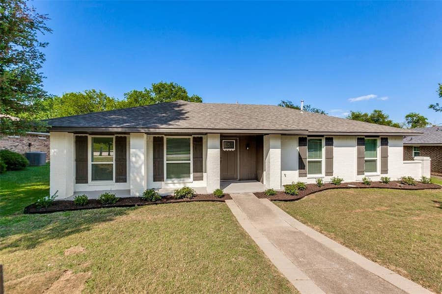 Property photo for 4918 Cliffwood Drive, Garland, TX
