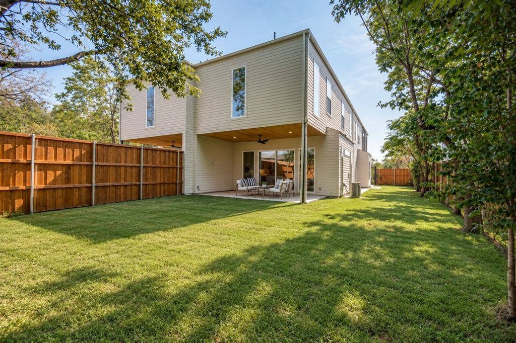 5237 Terry Street, Dallas, TX 75223 5237 Terry Street, Dallas, TX 75223