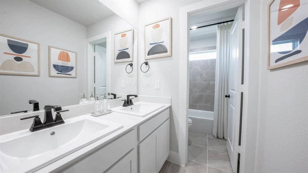 529 Durango Street, Midlothian, TX 76065 Interior Image