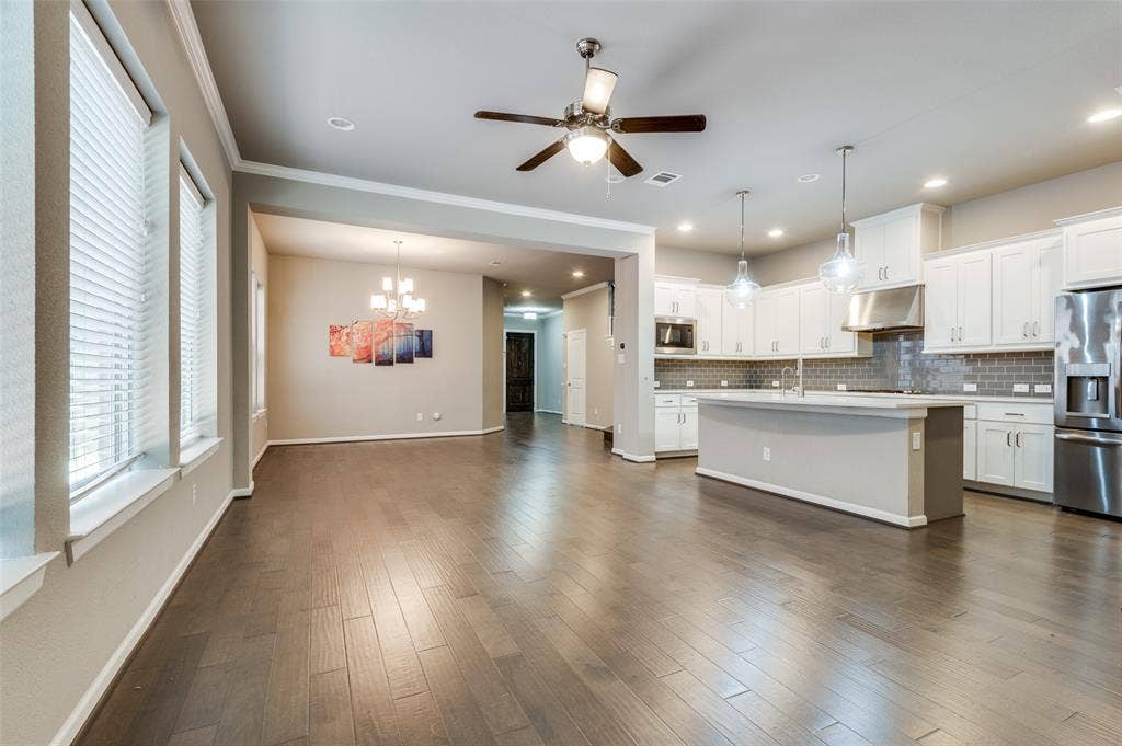 6739 Palo Duro Drive, Irving, TX 75063 6739 Palo Duro Drive, Irving, TX 75063