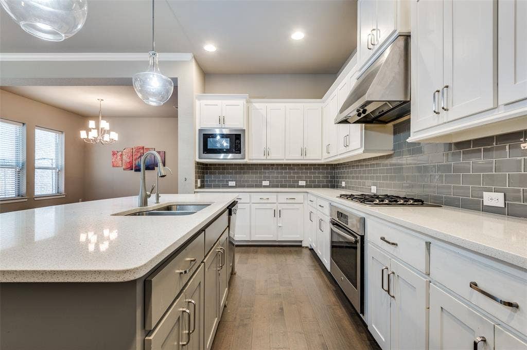6739 Palo Duro Drive, Irving, TX 75063 6739 Palo Duro Drive, Irving, TX 75063