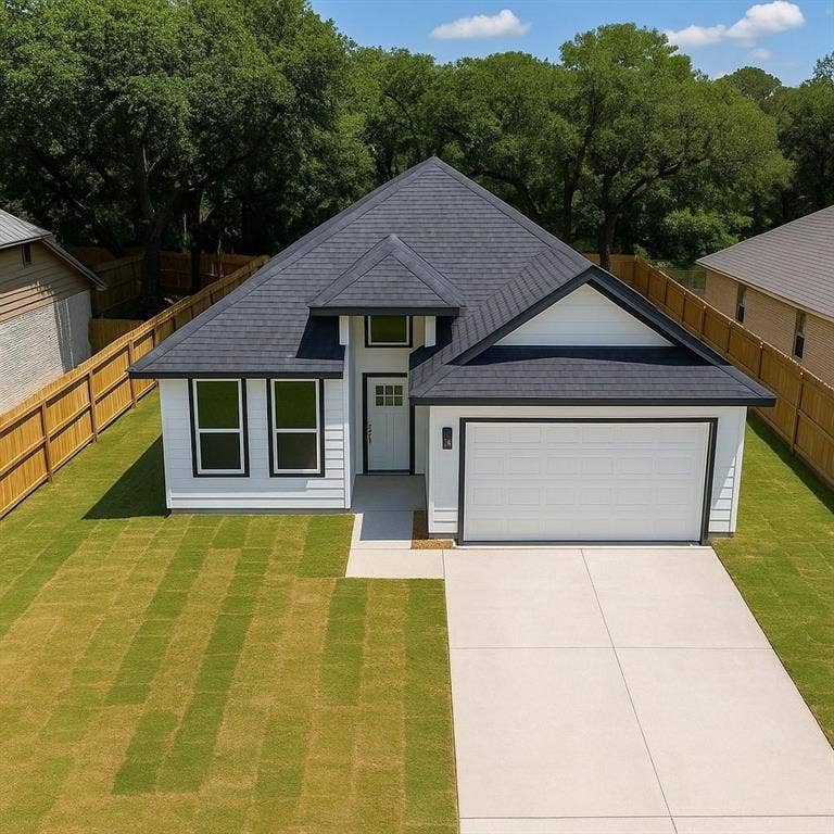 1023 Mustang Trail, Granbury, TX 76049 1023 Mustang Trail, Granbury, TX 76049