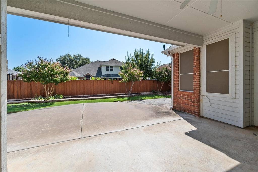 1013 Brook Arbor Drive, Mansfield, TX 76063 Large covered patio