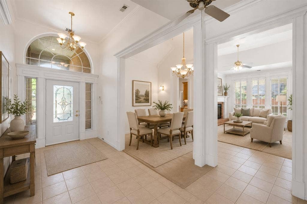 1013 Brook Arbor Drive, Mansfield, TX 76063 virtually staged