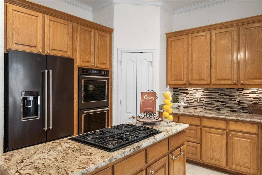 1013 Brook Arbor Drive, Mansfield, TX 76063 1013 Brook Arbor Drive, Mansfield, TX 76063