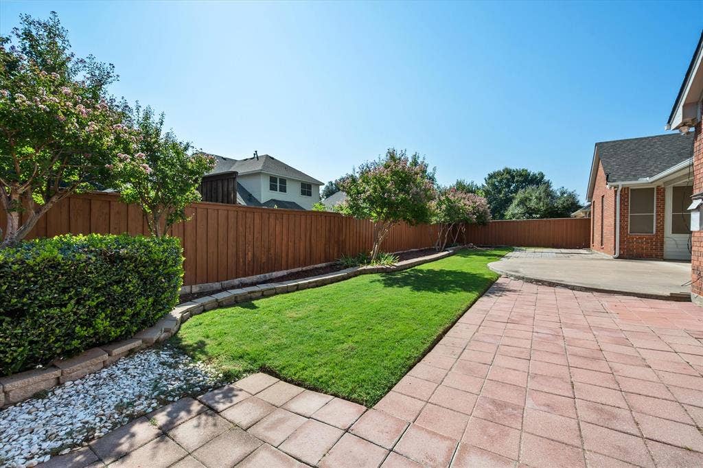 1013 Brook Arbor Drive, Mansfield, TX 76063 1013 Brook Arbor Drive, Mansfield, TX 76063