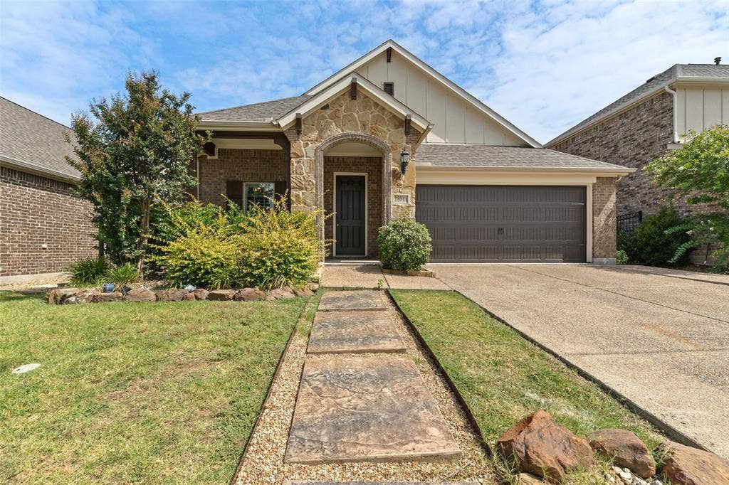 1804 Virtue Port Lane, Wylie, TX 75098 Welcome home!