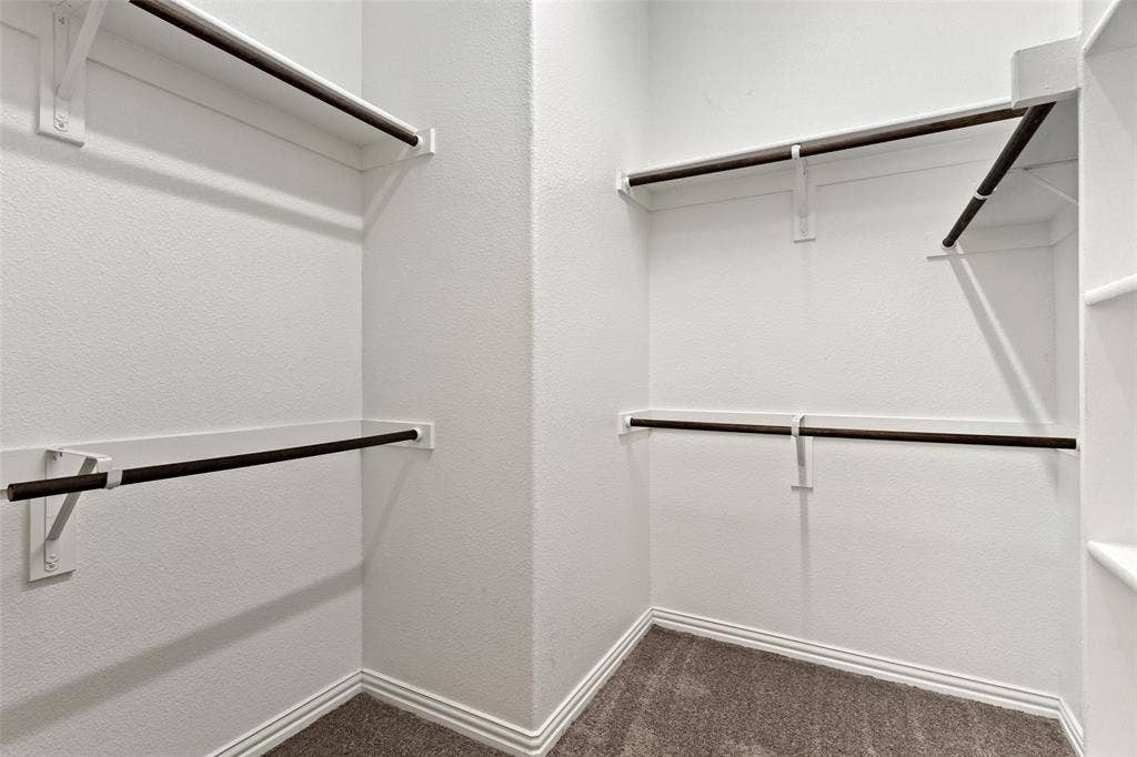1804 Virtue Port Lane, Wylie, TX 75098 Walk-in closet