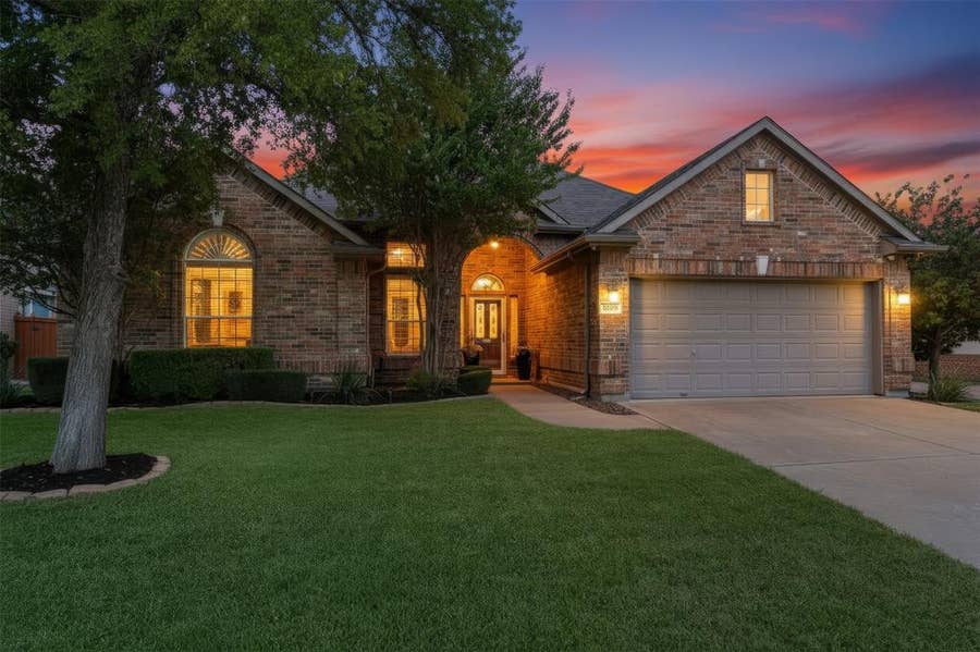 Property photo for 5713 Kelly Court, Haltom City, TX
