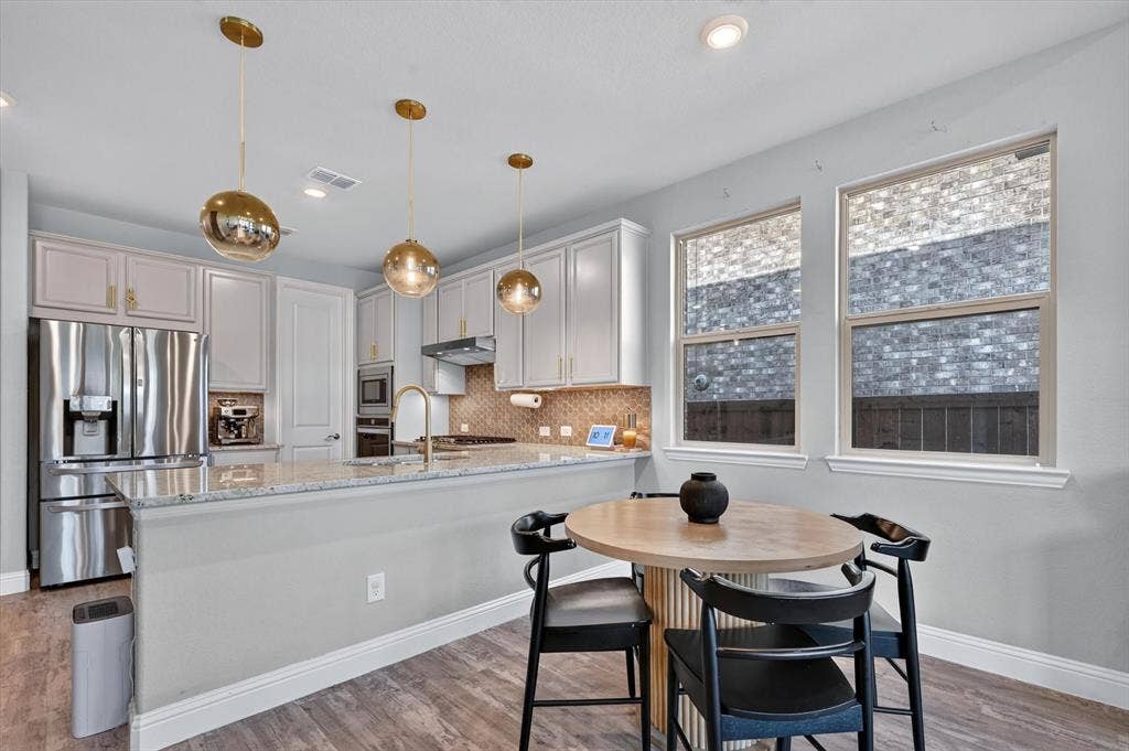 4129 Ranchero Drive, Sachse, TX 75048 4129 Ranchero Drive, Sachse, TX 75048