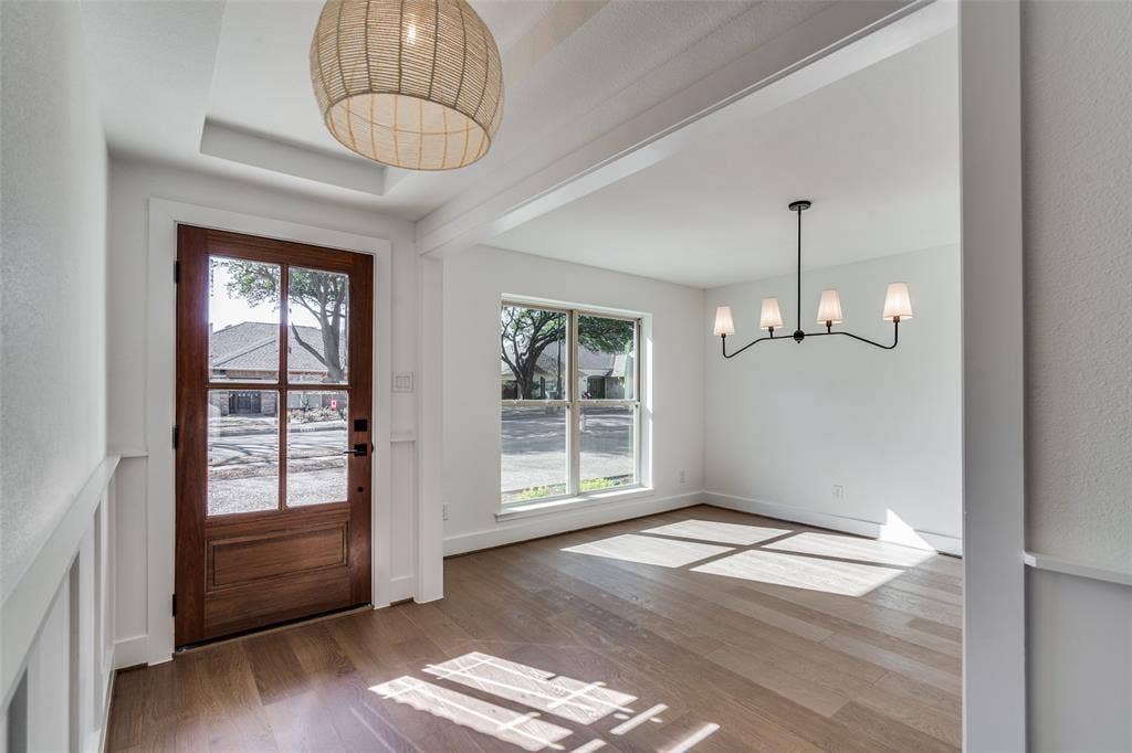 9035 Dunmore Drive, Dallas, TX 75231 9035 Dunmore Drive, Dallas, TX 75231