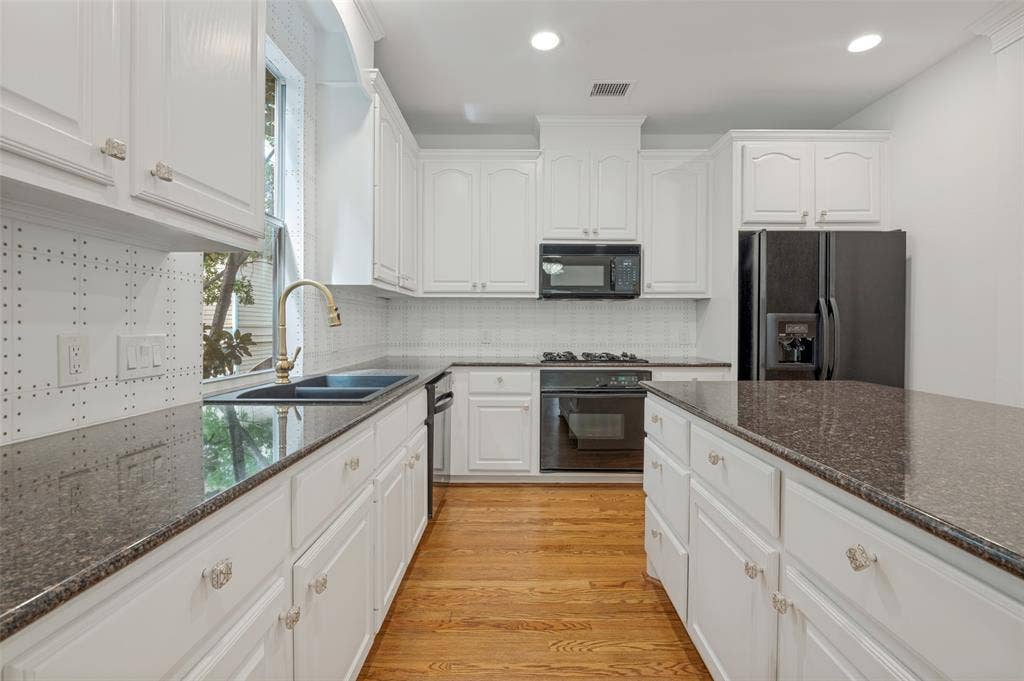 2205 Boll Street, #A, Dallas, TX 75204