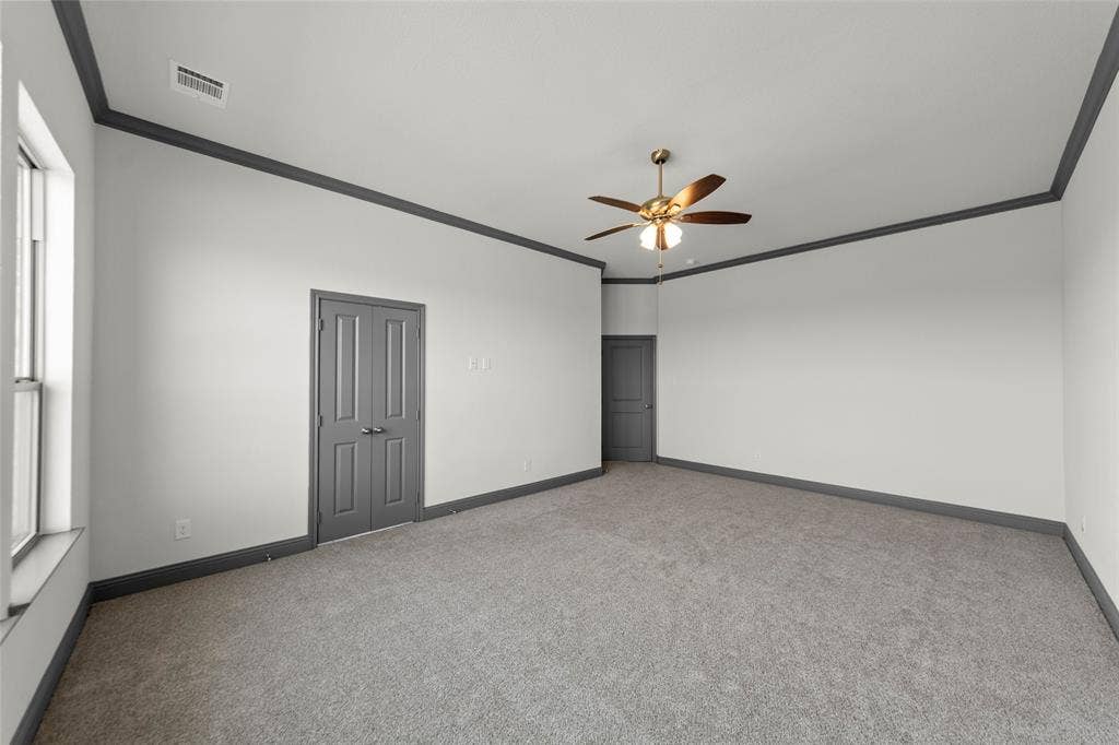 1121 CANYON LAKE Road, Wills Point, TX 75169