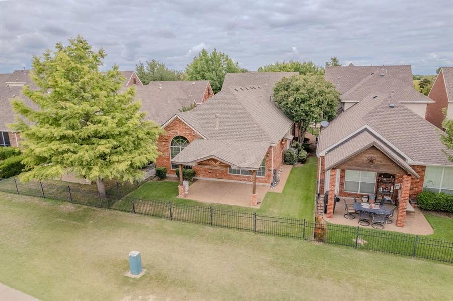 Property photo for 2200 Stone Creek Drive, McKinney, TX