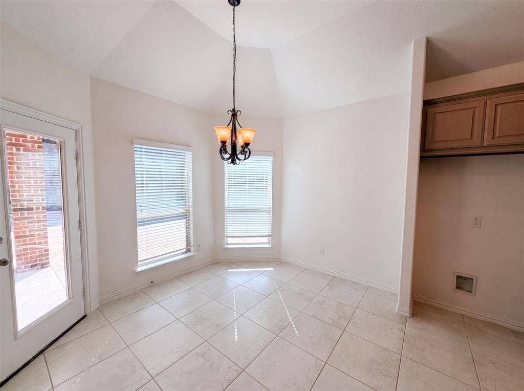 4305 Curlew Lane, Garland, TX 75043