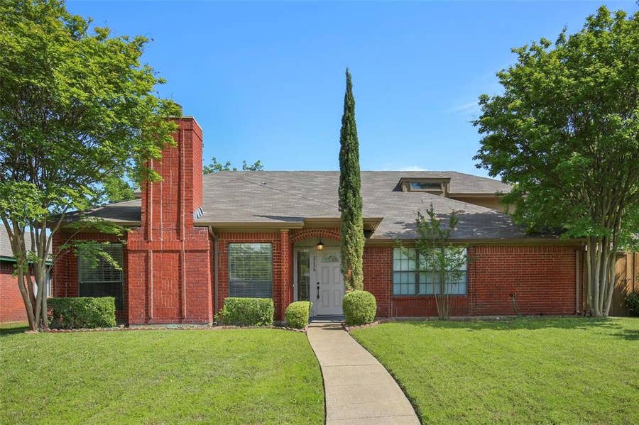 Property photo for 2226 Crystal Creek Lane, Garland, TX