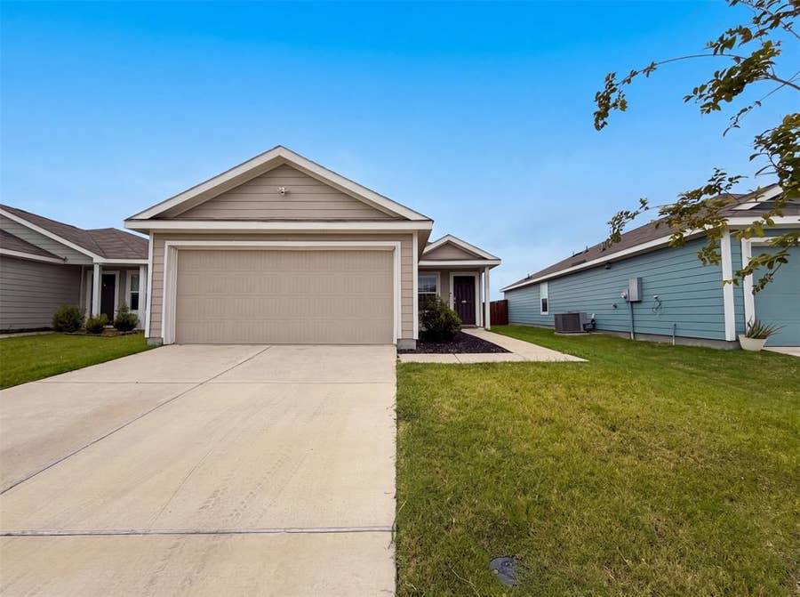 Property photo for 5832 Timber Point Drive, Princeton, TX