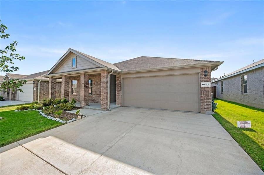 Property photo for 8425 Coffee Springs Drive, Fort Worth, TX