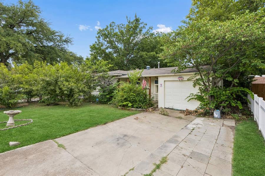 Property photo for 4330 Wabash Avenue, Fort Worth, TX