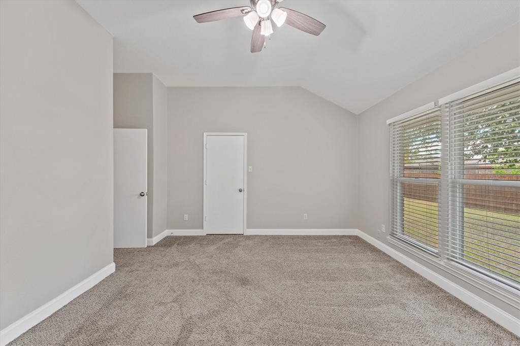 670 Honeysuckle Lane, Cedar Hill, TX 75104