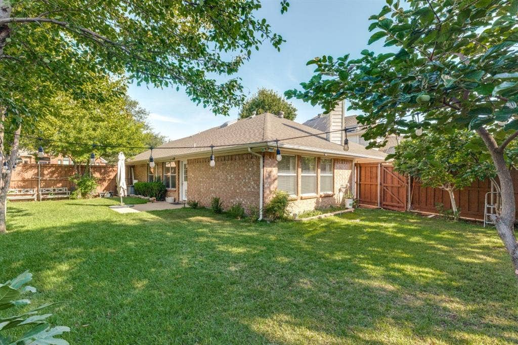 3705 Pinetree Drive, McKinney, TX 75070 3705 Pinetree Drive, McKinney, TX 75070