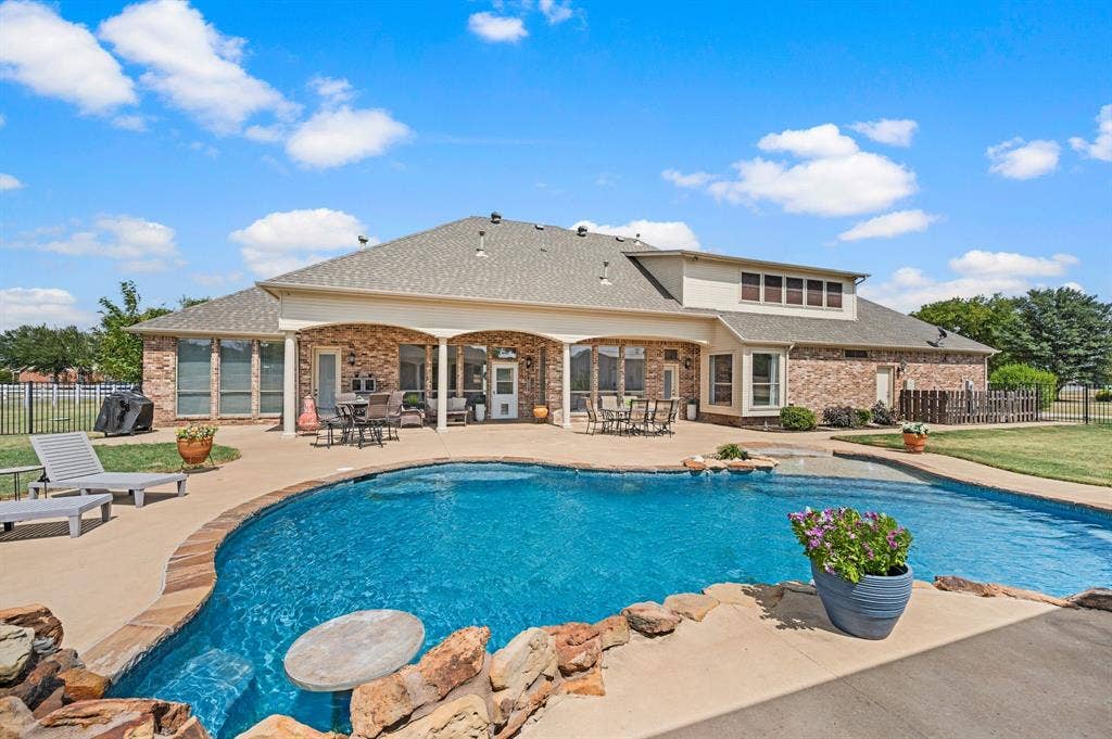 13425 Willow Creek Drive, Haslet, TX 76052 13425 Willow Creek Drive, Haslet, TX 76052