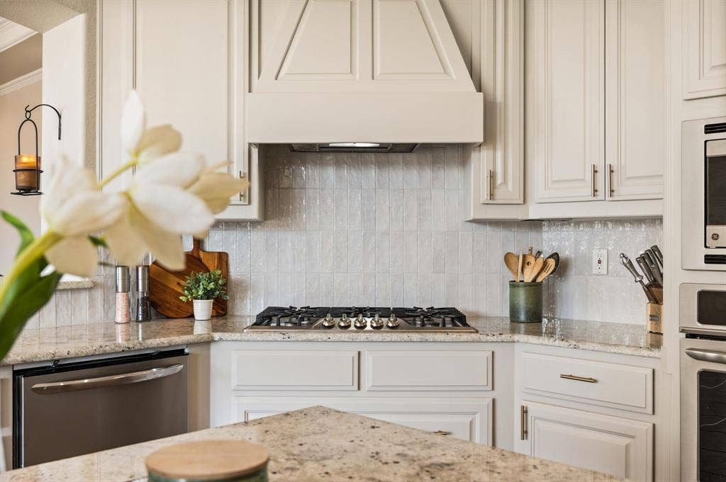 13425 Willow Creek Drive, Haslet, TX 76052 13425 Willow Creek Drive, Haslet, TX 76052