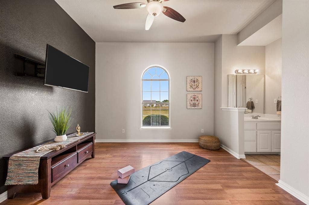13425 Willow Creek Drive, Haslet, TX 76052 13425 Willow Creek Drive, Haslet, TX 76052