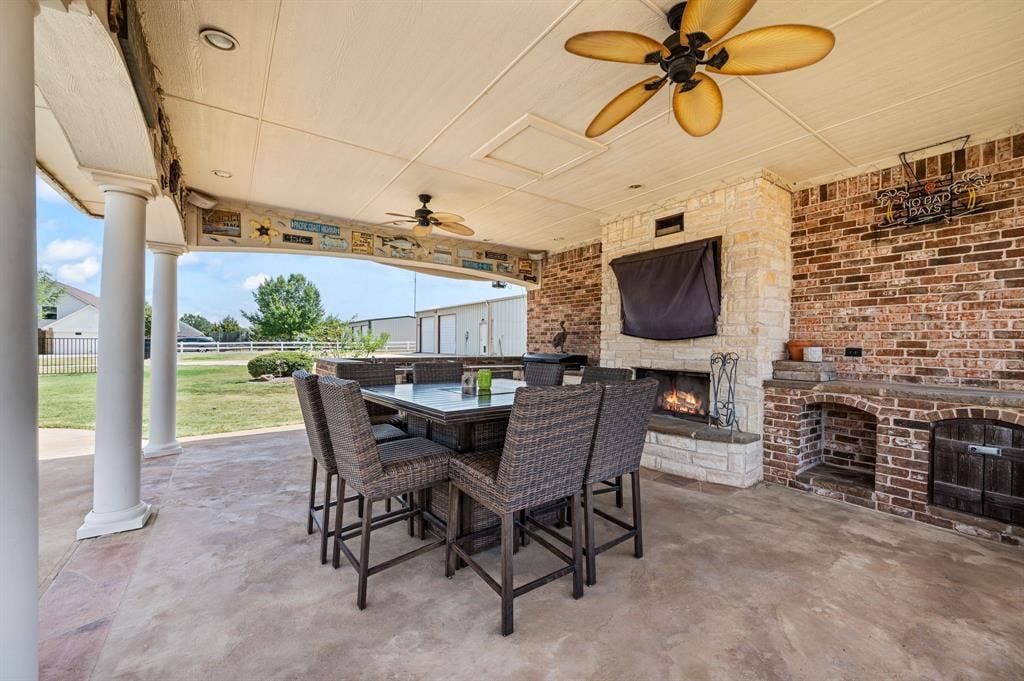 13425 Willow Creek Drive, Haslet, TX 76052 CABANA!