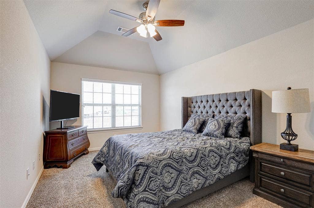 1612 Scarlet Crown Drive, Fort Worth, TX 76177