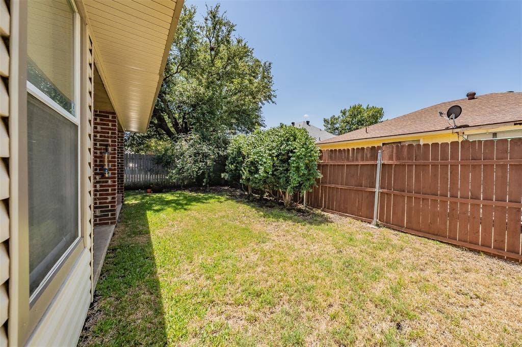 1108 Middlebury Lane, Euless, TX 76040 1108 Middlebury Lane, Euless, TX 76040