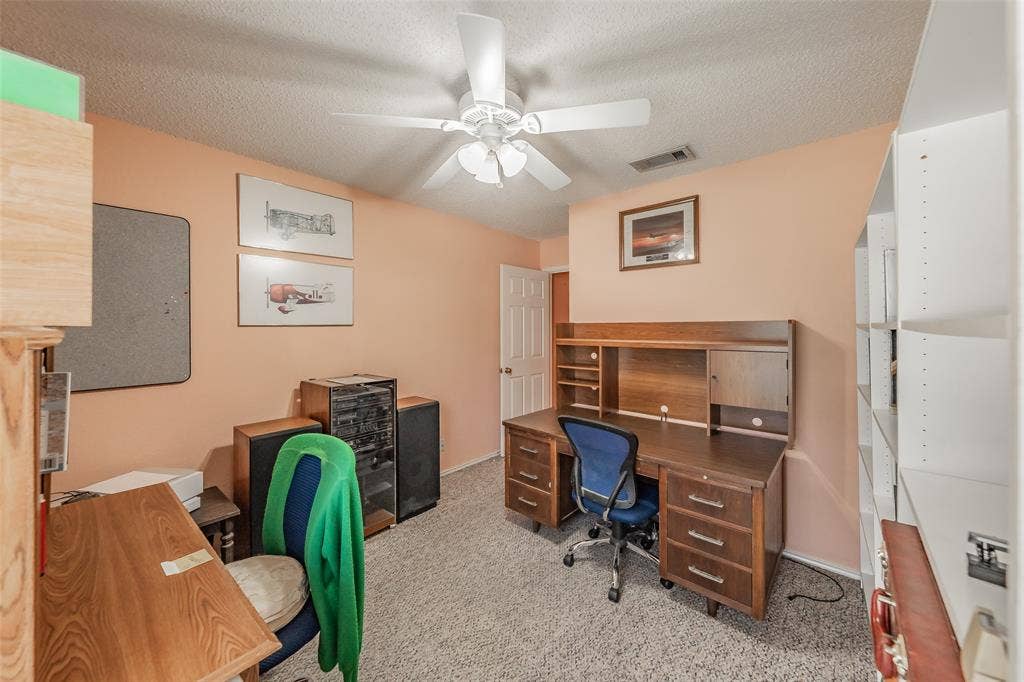 1108 Middlebury Lane, Euless, TX 76040 1108 Middlebury Lane, Euless, TX 76040
